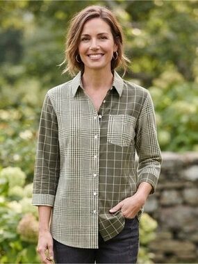 Lands' End Women’s‎ No Iron Shirt Moss Green Mixed Plaid 4P Quarter Sleeves